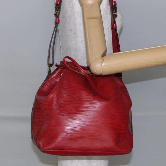 LOUIS VUITTON Epi Petit Noe Shoulder Bag Red M44107 LV Auth gh981 - Picture 15 of 16